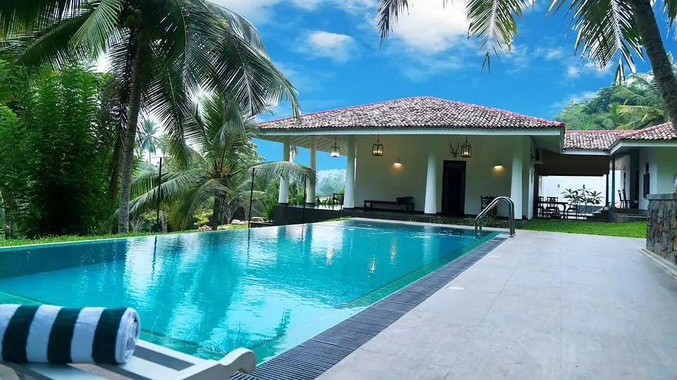 Guide illustration for Pool Fence Testing and Certification: Quality Assurance