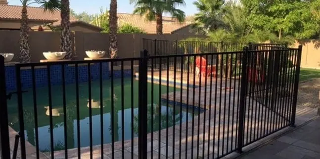Guide illustration: Enhancing Poolside Aesthetics with Stylish Fence Designs