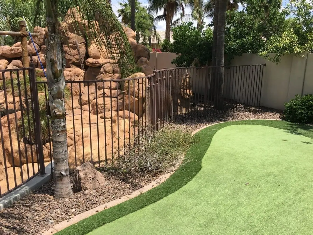Guide illustration for Top 5 Pool Fence Mistakes to Avoid